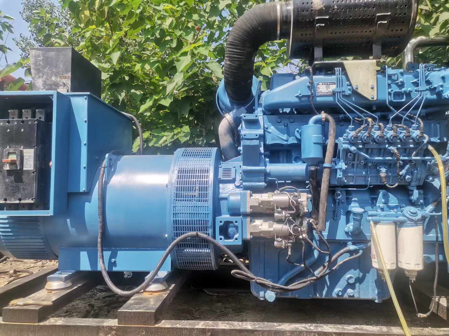 临桂详细说明降低 800kW 柴油发电机输出电流波动的方法
