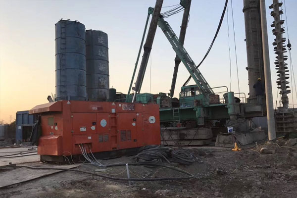 临桂如何检查发电机组燃油系统的密封性？